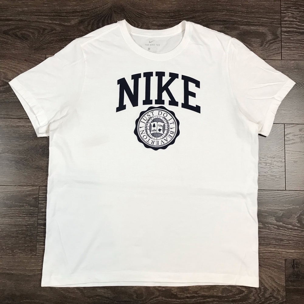 Nike Just Do It Beaverton Alumni A Winning Spirit Men’s Pullover White Shirt XL